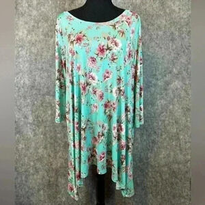 NWT Paisley Grace Boutique Floral Top - XL